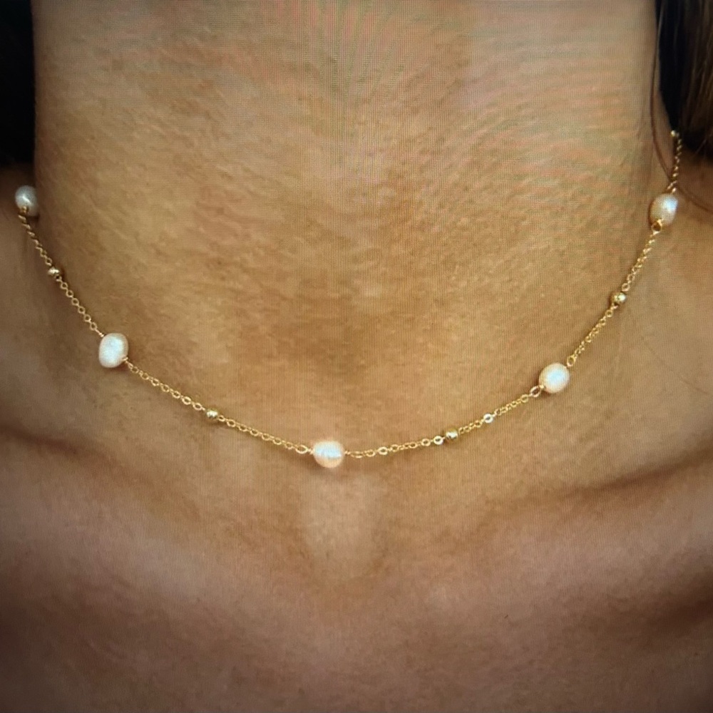 Elegant 18k Gold Plated Pearl Necklace